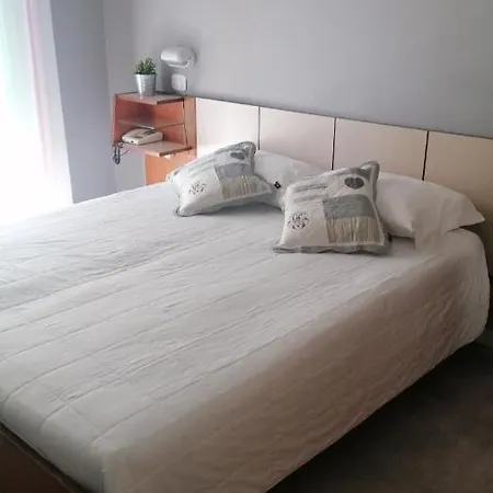 Miramare Et De La Szálloda 3*