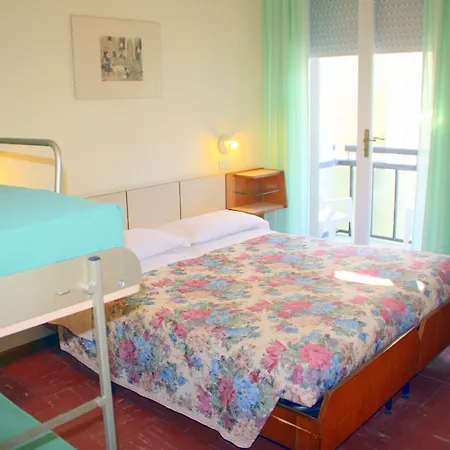 Otel Miramare Et De La 3*