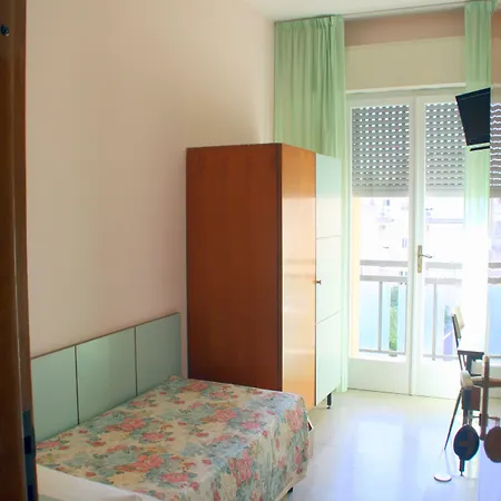 Miramare Et De La Szálloda 3*