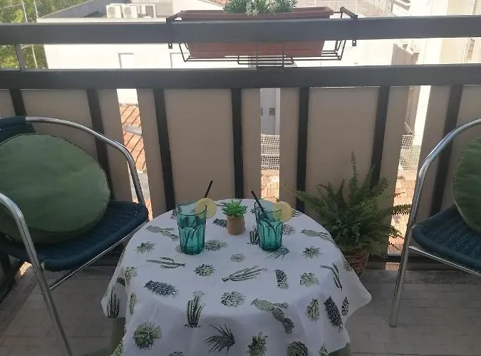 Miramare Et De La ريميني