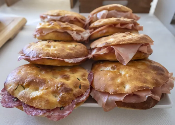 Miramare Et De La Otel 3*