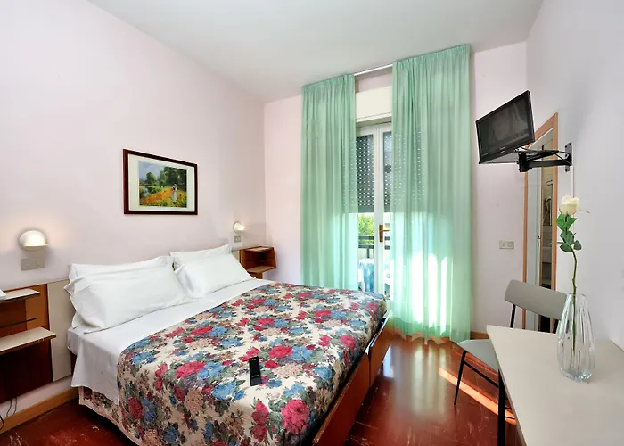 Otel Miramare Et De La Rimini