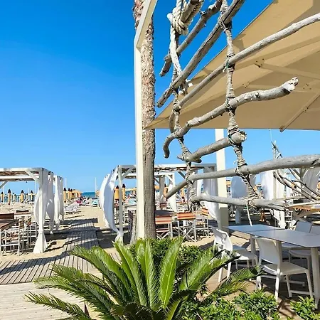 Hotel Miramare Et De La 3*