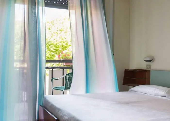 Miramare Et De La 호텔 3*