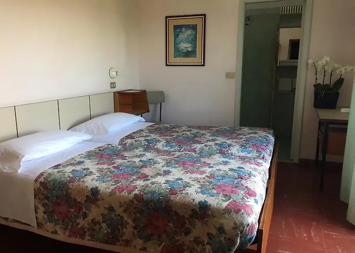 Hotel Miramare Et De La