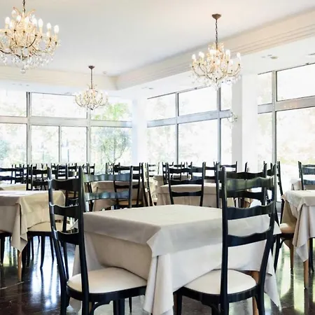 Miramare Et De La 3* Rímini