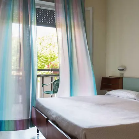 Miramare Et De La Hotel 3*