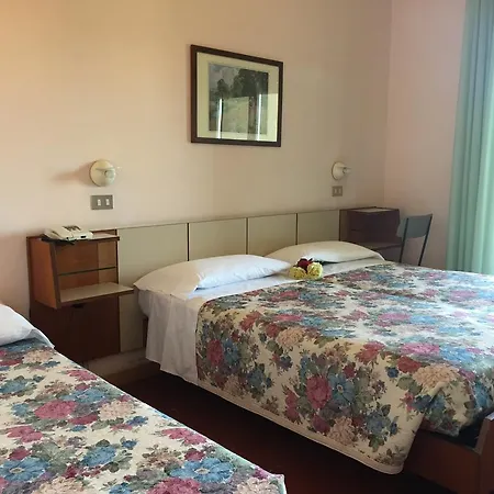 Miramare Et De La Hotel Rímini