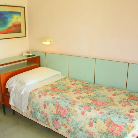 Miramare Et De La Hotel 3*