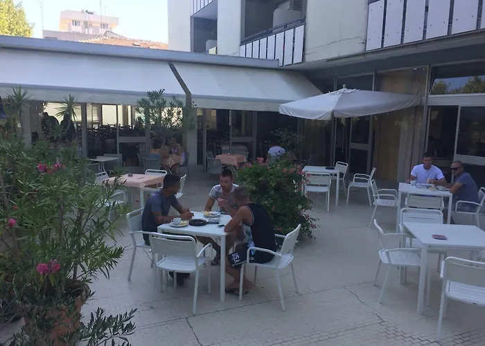 Hotel Miramare Et De La 3*